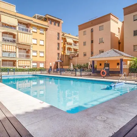 アパート In With Outdoor Swimming Pool And 1 Bedrooms *